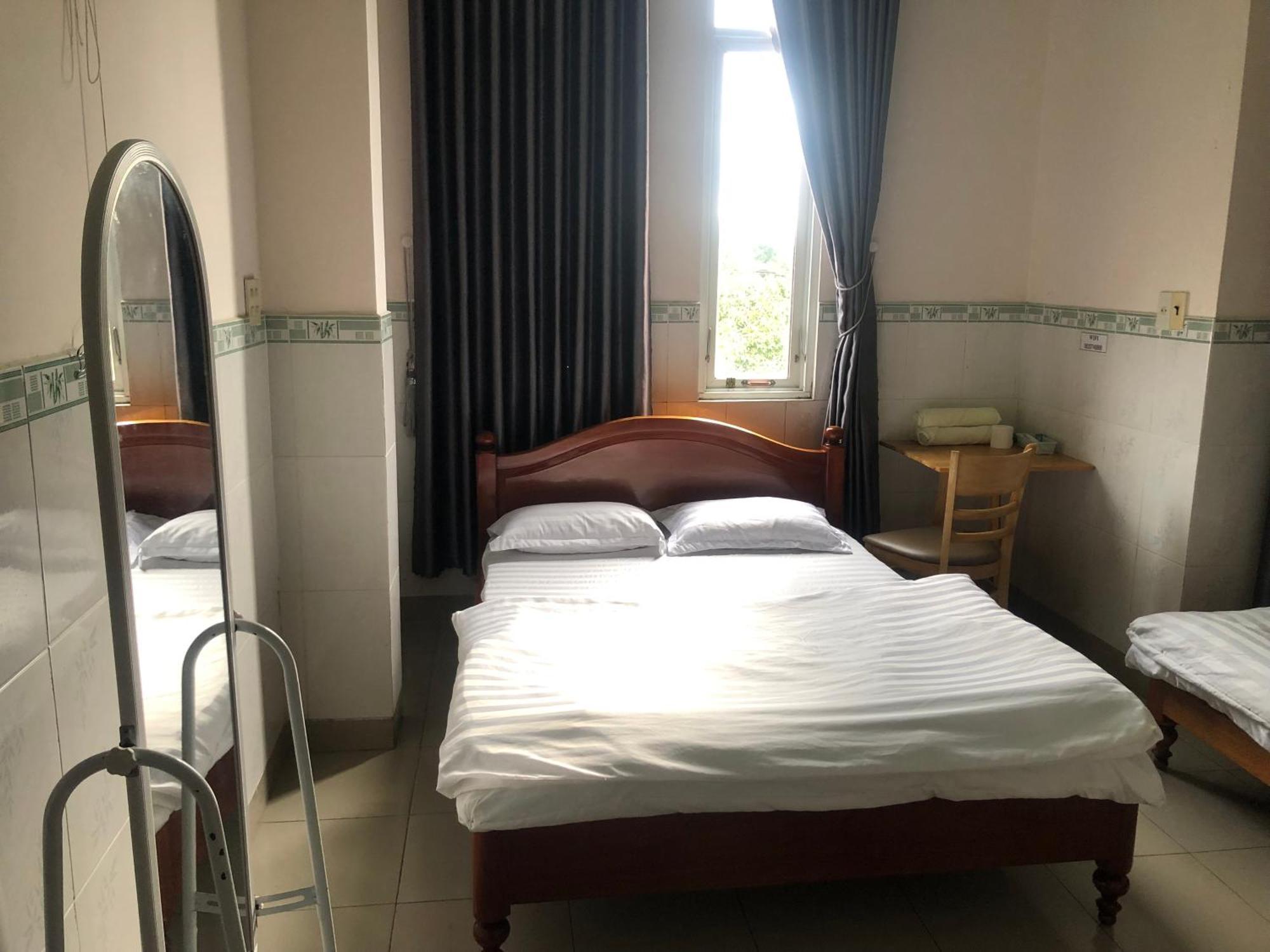 바오록 Khach San Quoc Viet B&B 외부 사진