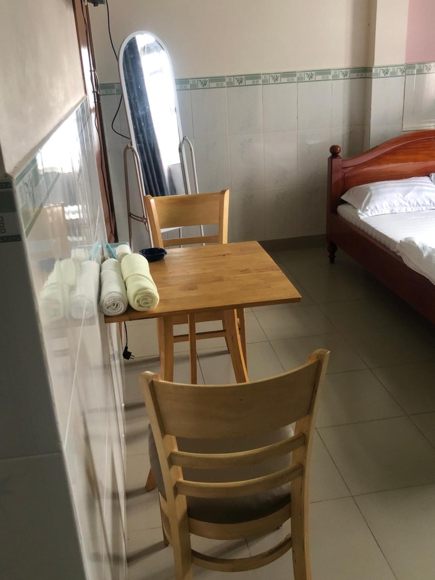 바오록 Khach San Quoc Viet B&B 외부 사진